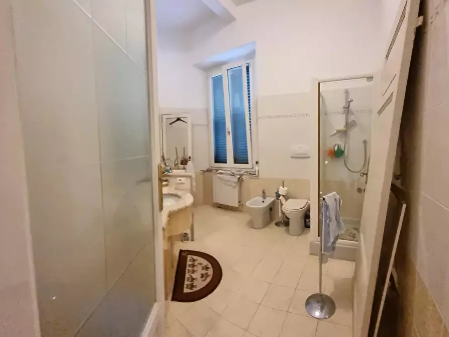 Immagine 22 di Appartamento in vendita  a Livorno