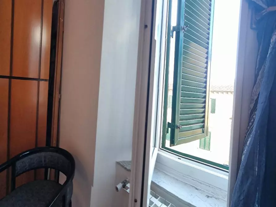 Immagine 34 di Appartamento in vendita  a Livorno