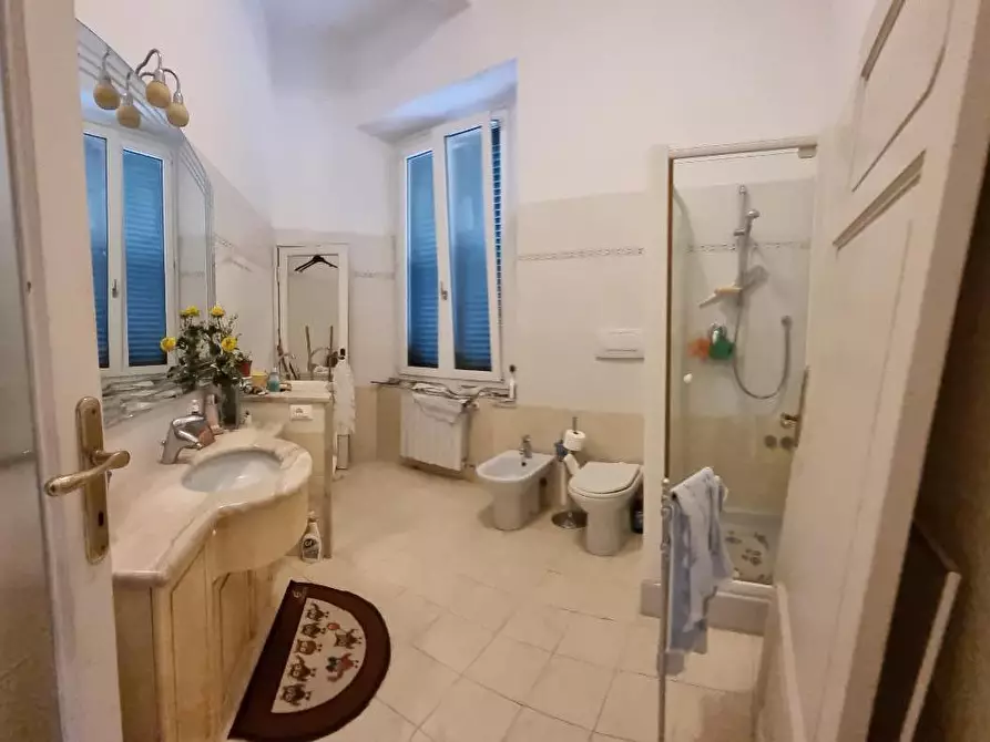 Immagine 23 di Appartamento in vendita  a Livorno