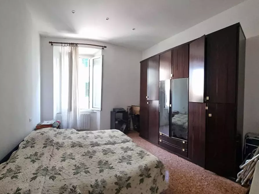 Immagine 10 di Appartamento in vendita  a Livorno