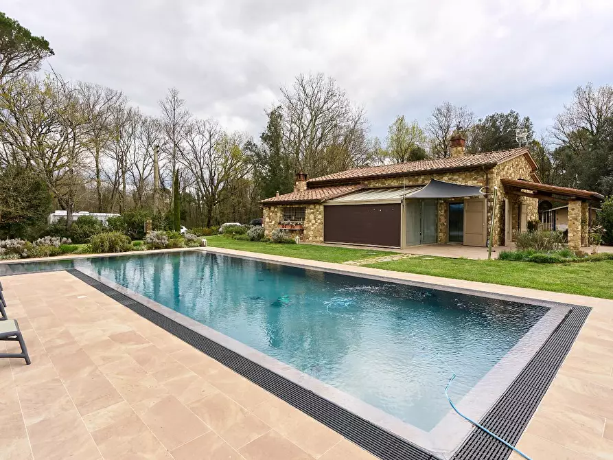 Immagine 29 di Villa in vendita  a Fucecchio