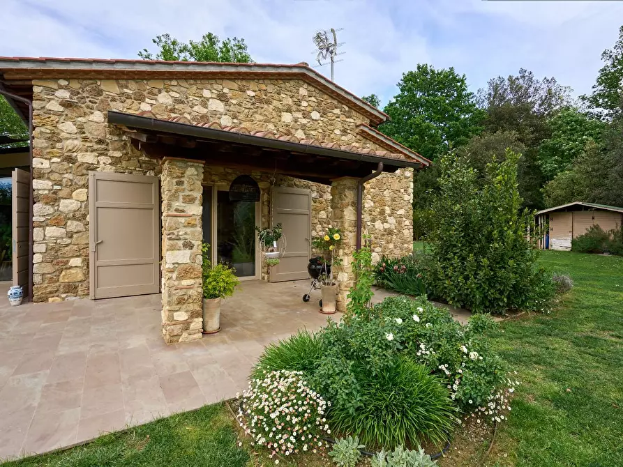 Immagine 35 di Villa in vendita  a Fucecchio