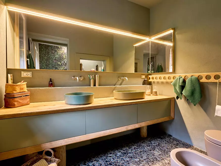 Immagine 18 di Villa in vendita  a Fucecchio