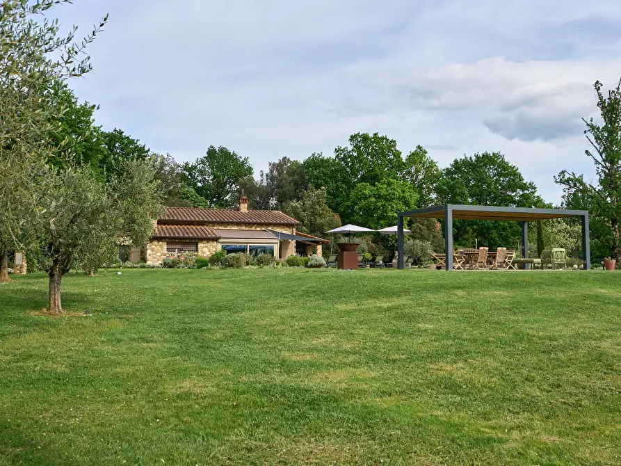 Immagine 41 di Villa in vendita  a Fucecchio