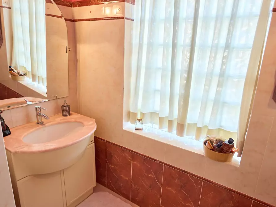 Immagine 8 di Appartamento in affitto  a Fucecchio