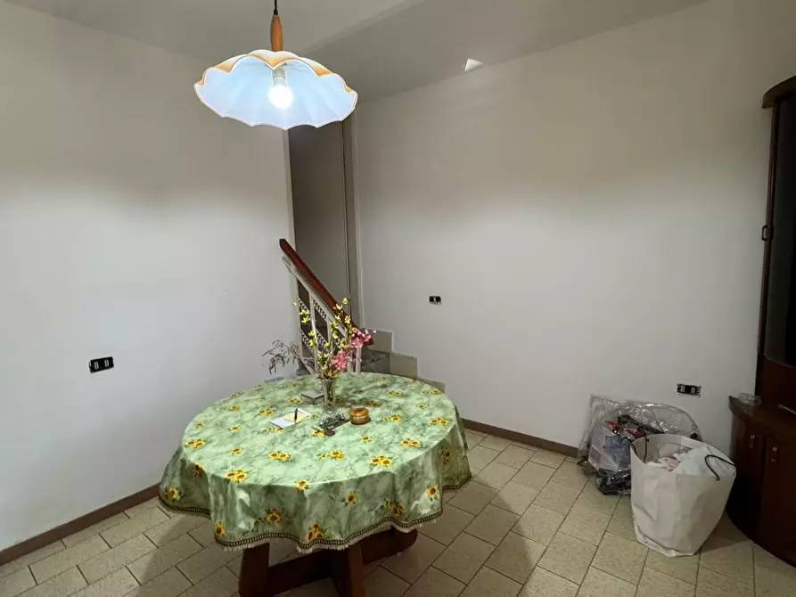 Immagine 29 di Terratetto in vendita  a Vecchiano