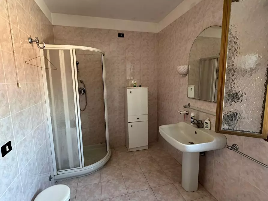 Immagine 11 di Terratetto in vendita  a Vecchiano