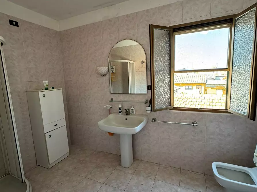 Immagine 12 di Terratetto in vendita  a Vecchiano