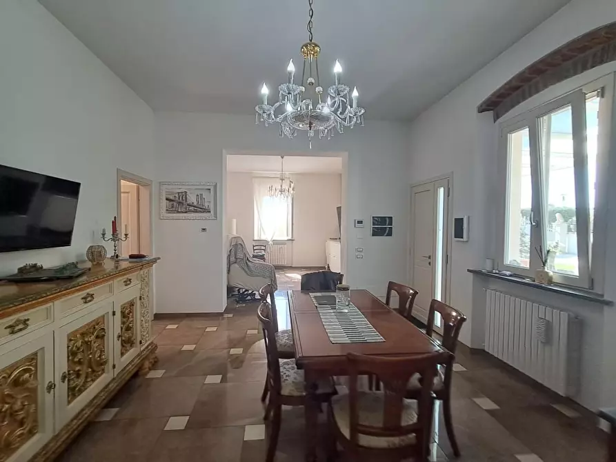 Immagine 2 di Casa bifamiliare in vendita  a San Giuliano Terme