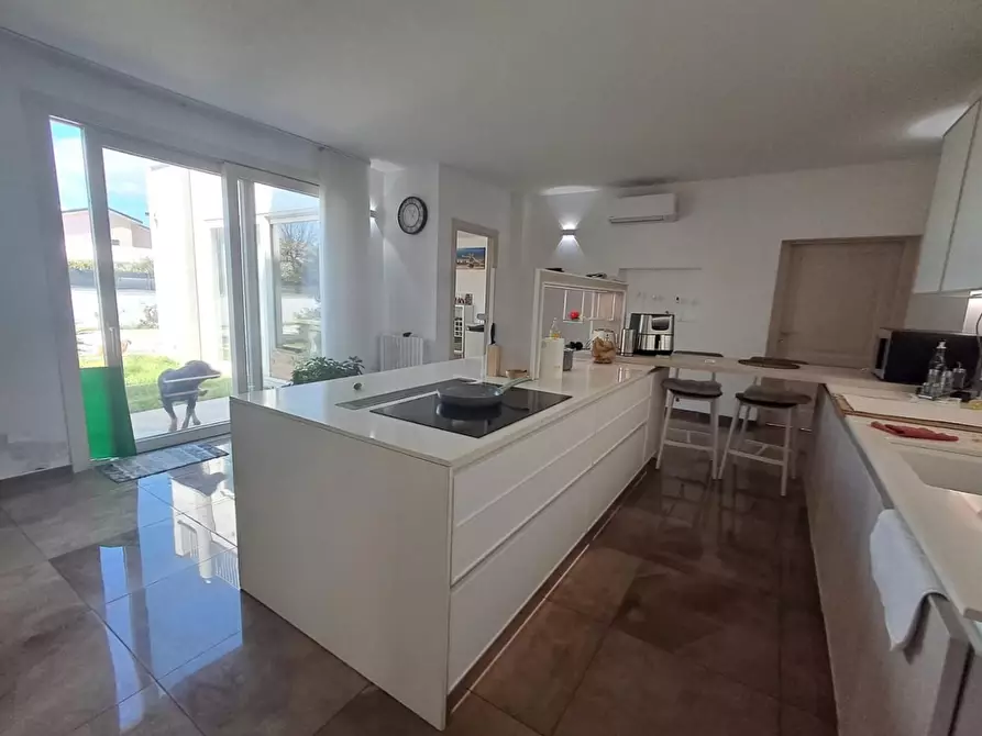 Immagine 13 di Casa bifamiliare in vendita  a San Giuliano Terme