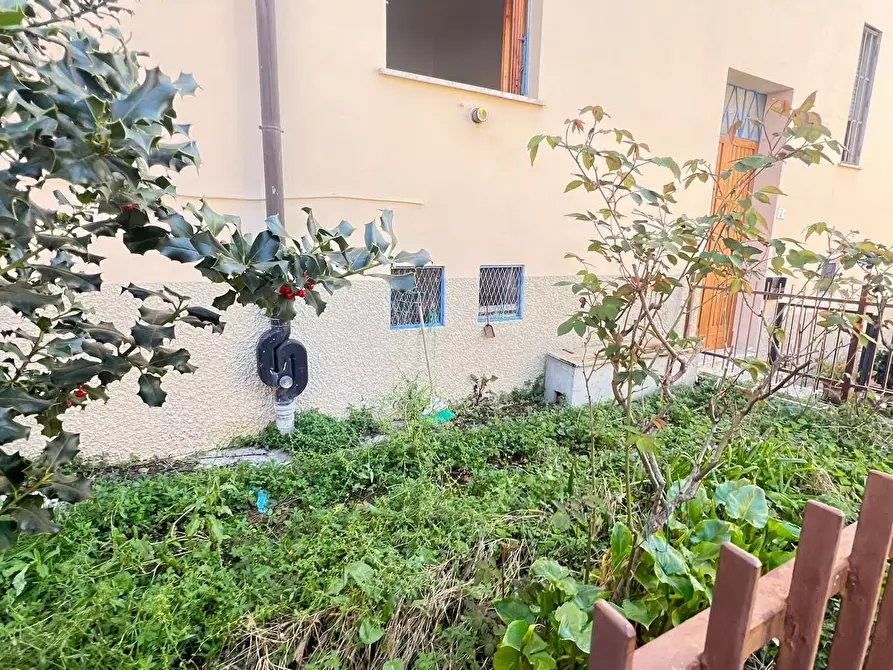 Immagine 24 di Appartamento in vendita  a Poggibonsi