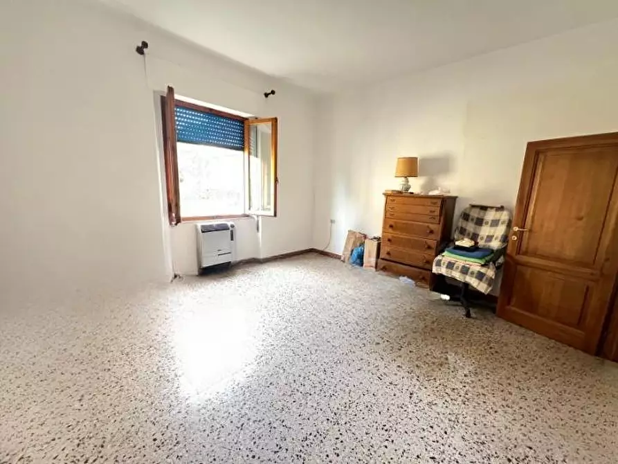 Immagine 10 di Appartamento in vendita  a Poggibonsi