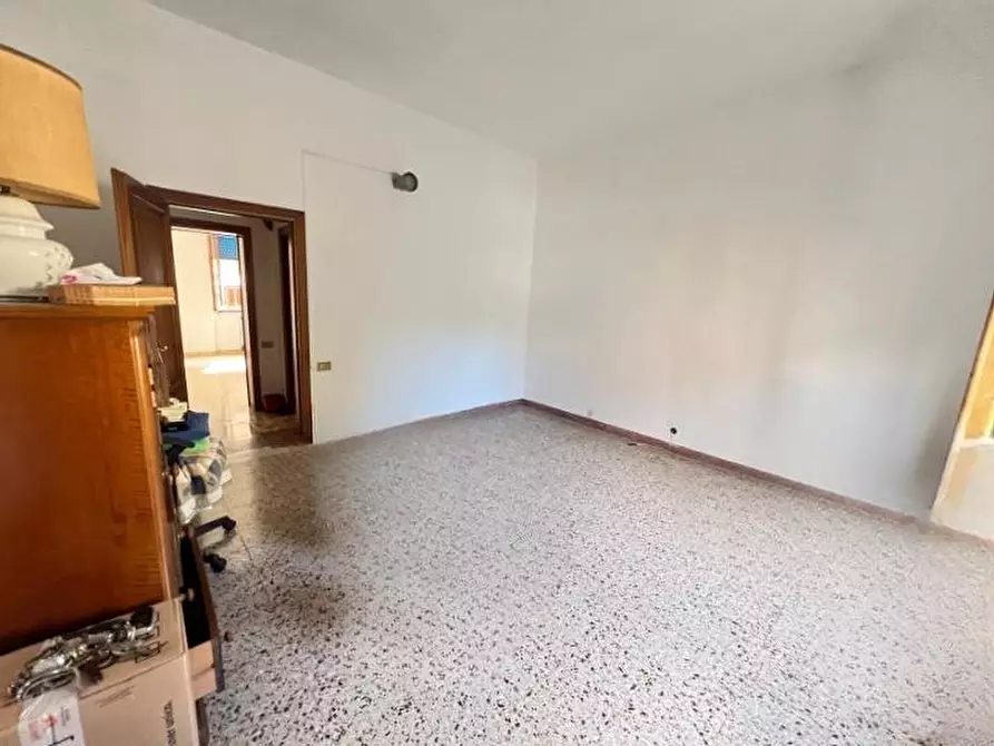 Immagine 11 di Appartamento in vendita  a Poggibonsi