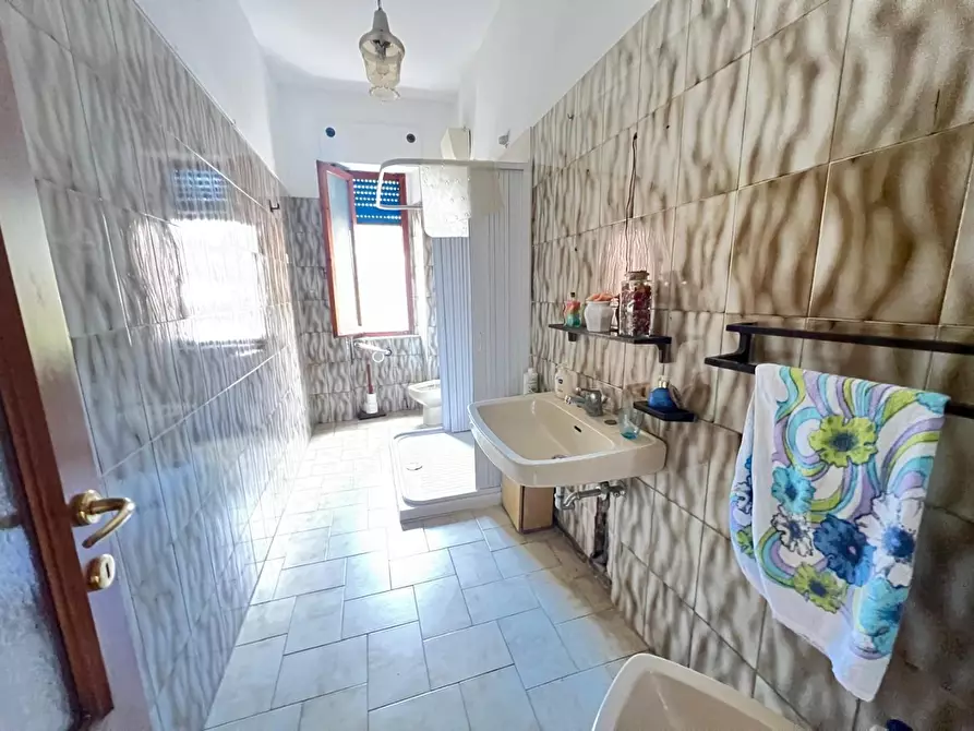 Immagine 17 di Appartamento in vendita  a Poggibonsi