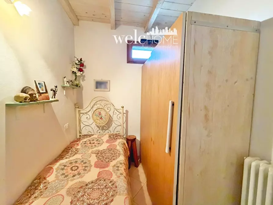 Immagine 29 di Appartamento in vendita  a Campi Bisenzio