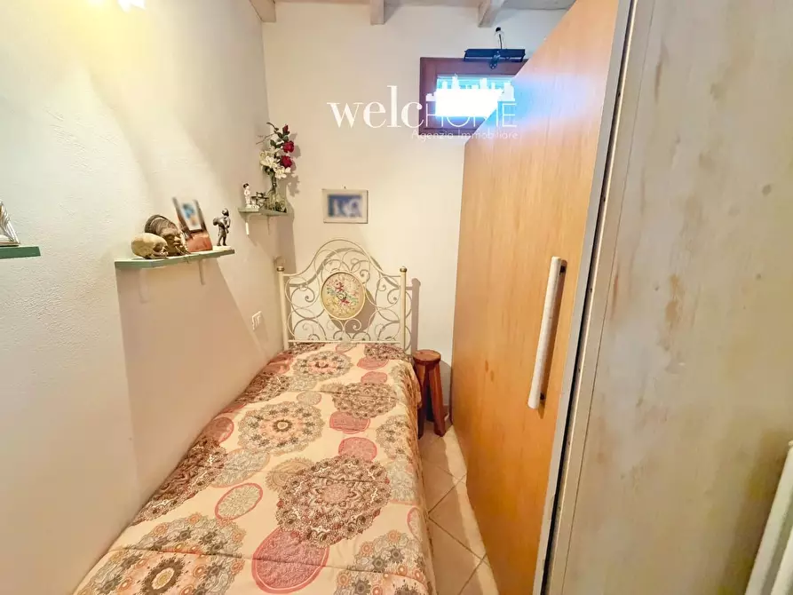 Immagine 14 di Appartamento in vendita  a Campi Bisenzio