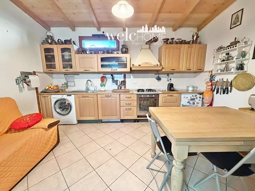 Immagine 4 di Appartamento in vendita  a Campi Bisenzio