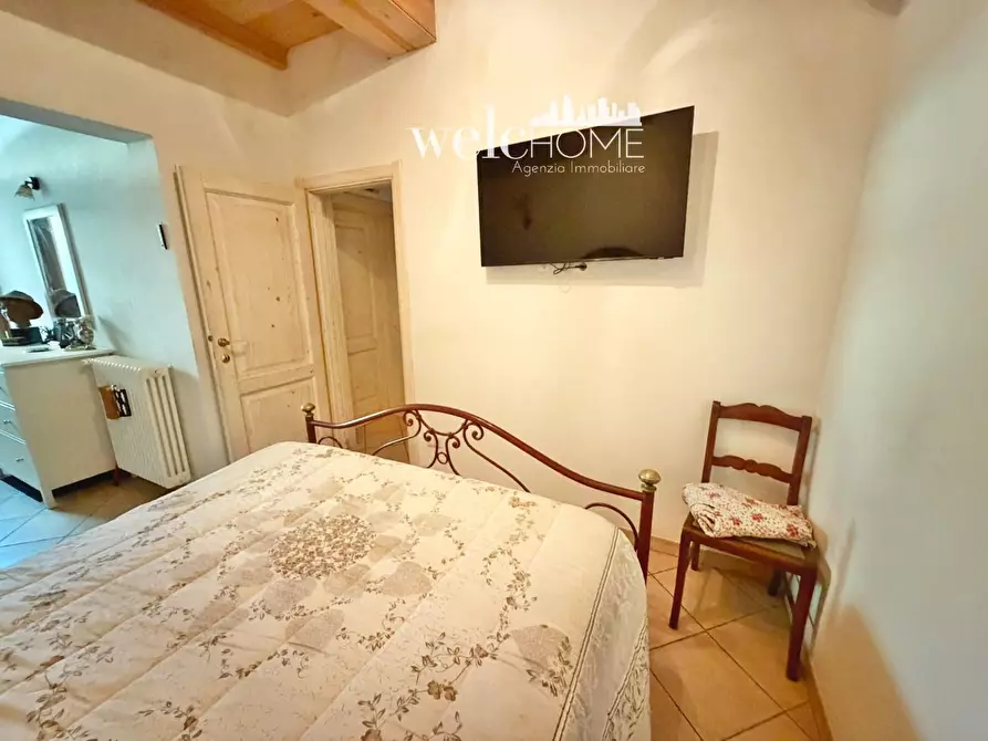 Immagine 27 di Appartamento in vendita  a Campi Bisenzio