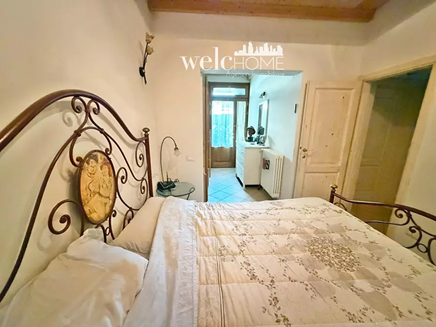 Immagine 9 di Appartamento in vendita  a Campi Bisenzio