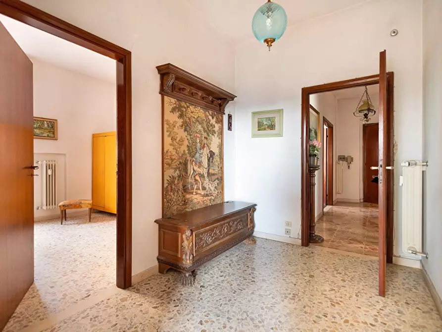 Immagine 9 di Appartamento in vendita  a Cascina