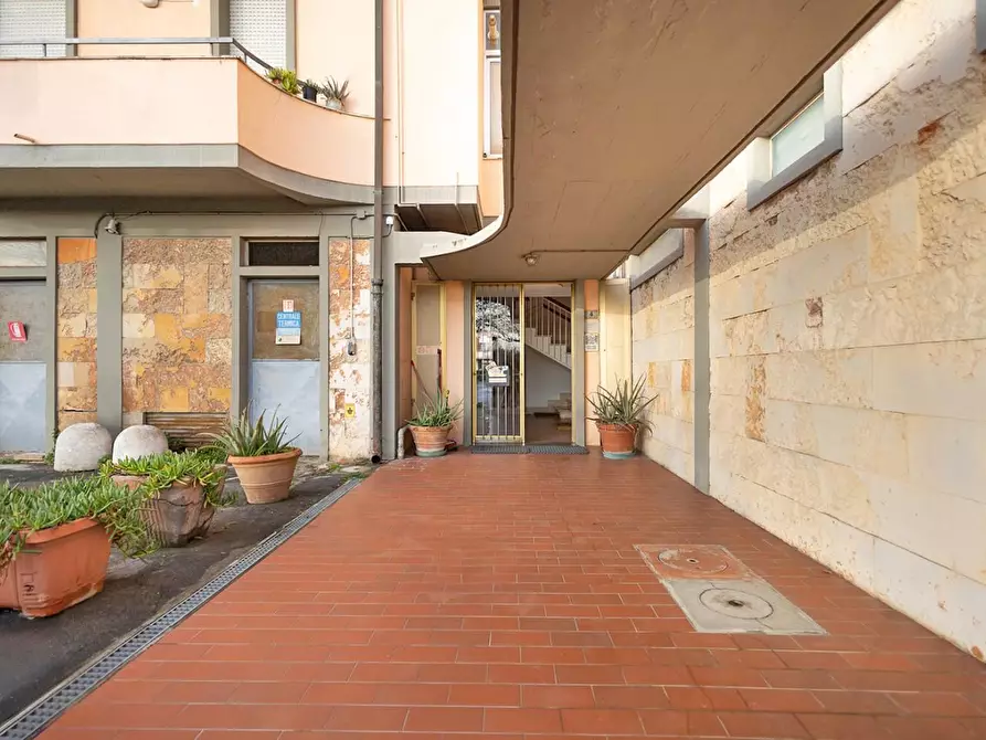 Immagine 24 di Appartamento in vendita  a Cascina