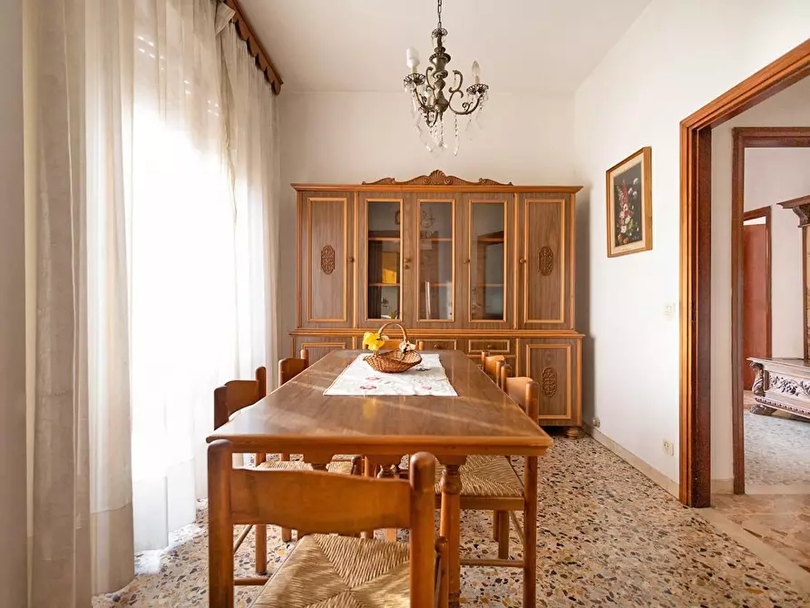 Immagine 3 di Appartamento in vendita  a Cascina