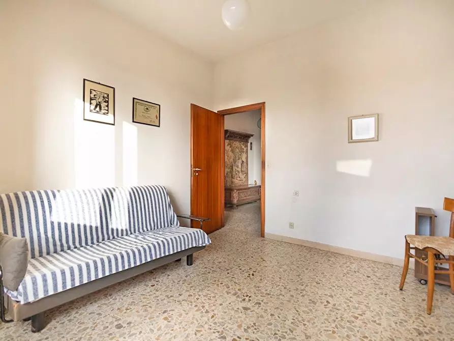 Immagine 16 di Appartamento in vendita  a Cascina