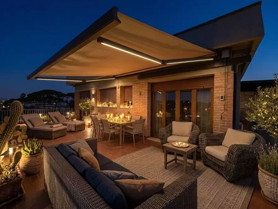 Immagine 18 di Mansarda in vendita  a Massa