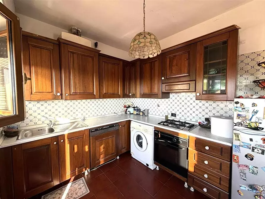 Immagine 5 di Mansarda in vendita  a Massa