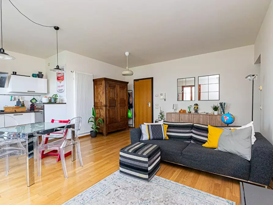 Immagine 9 di Appartamento in vendita  a Pontedera