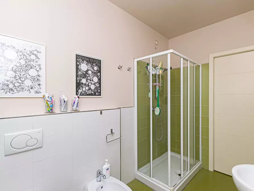 Immagine 18 di Appartamento in vendita  a Pontedera