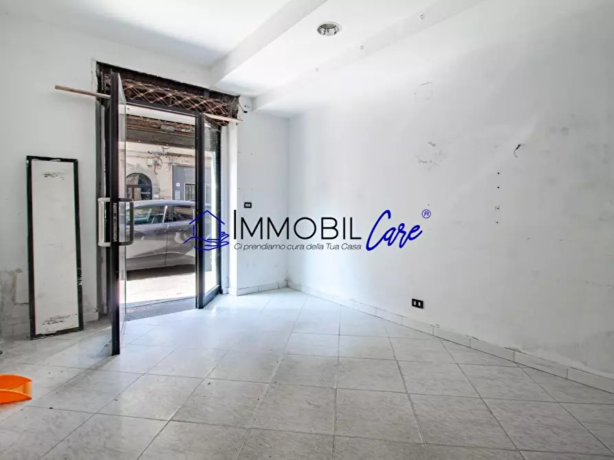 Immagine 6 di Locale commerciale in vendita  a Livorno