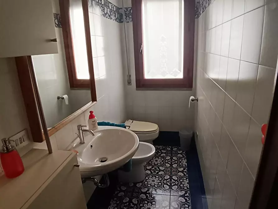 Immagine 10 di Appartamento in vendita  a Empoli