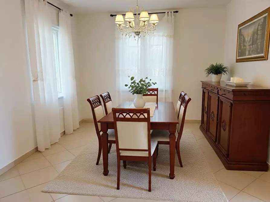 Immagine 13 di Casa bifamiliare in vendita  a Cascina
