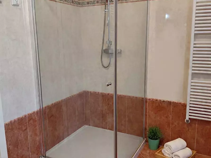 Immagine 38 di Casa bifamiliare in vendita  a Cascina