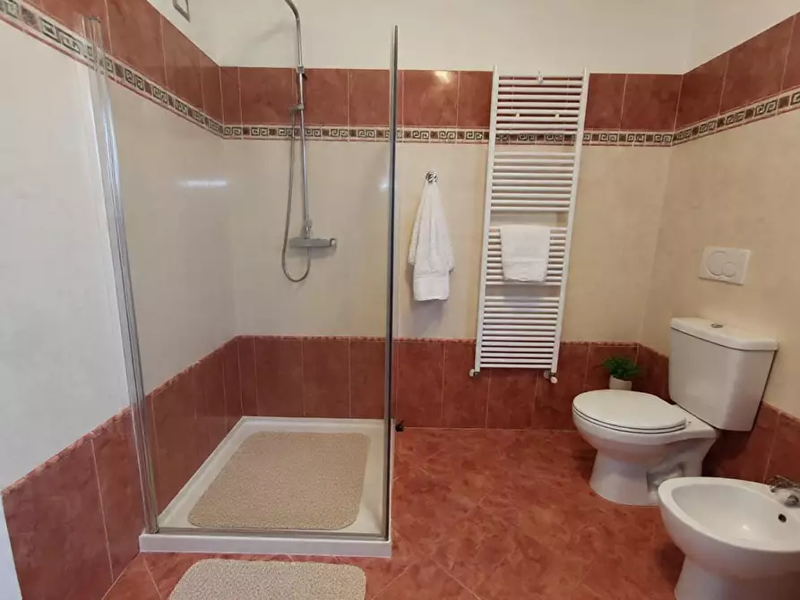 Immagine 40 di Casa bifamiliare in vendita  a Cascina