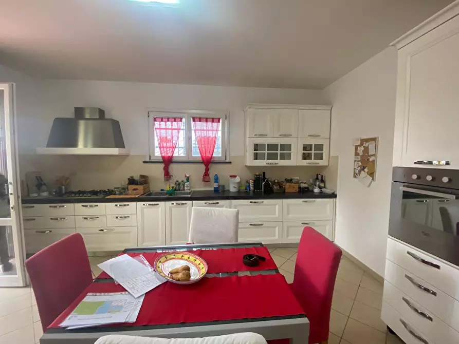 Immagine 6 di Casa bifamiliare in vendita  a Cascina