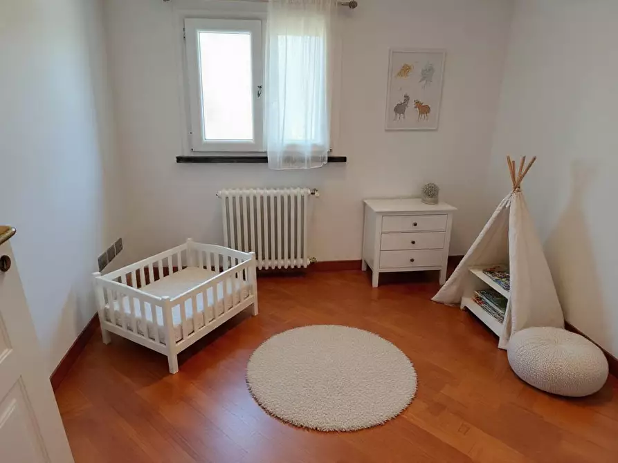 Immagine 50 di Casa bifamiliare in vendita  a Cascina