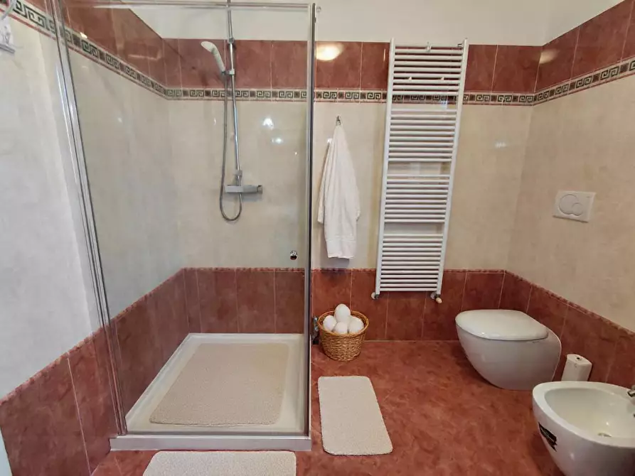 Immagine 39 di Casa bifamiliare in vendita  a Cascina