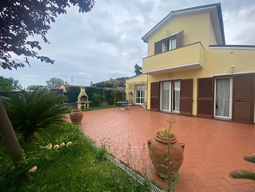 Immagine 18 di Casa bifamiliare in vendita  a Cascina