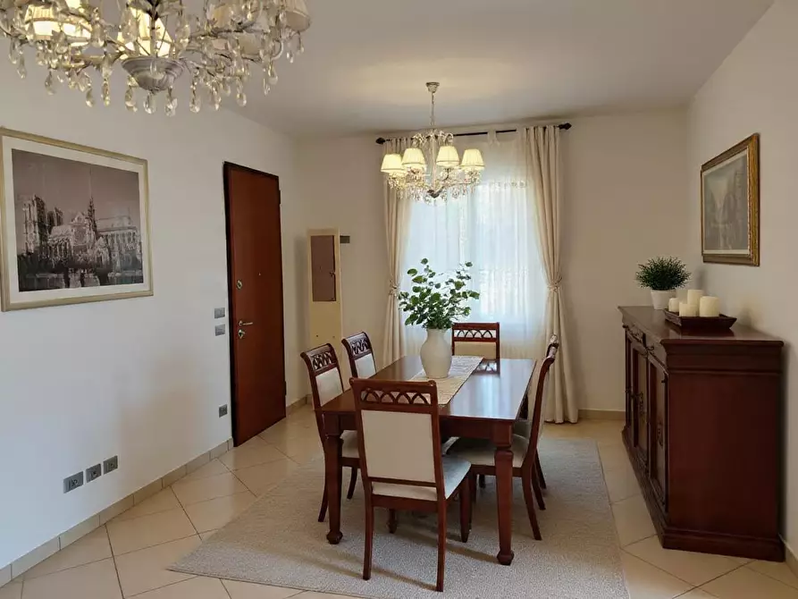 Immagine 12 di Casa bifamiliare in vendita  a Cascina