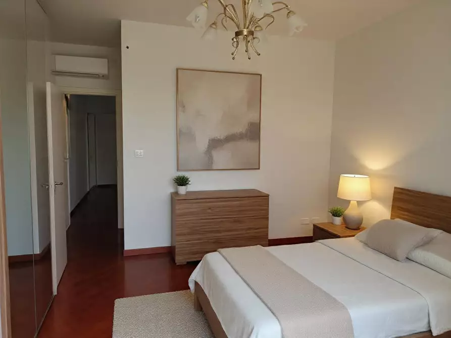 Immagine 31 di Casa bifamiliare in vendita  a Cascina