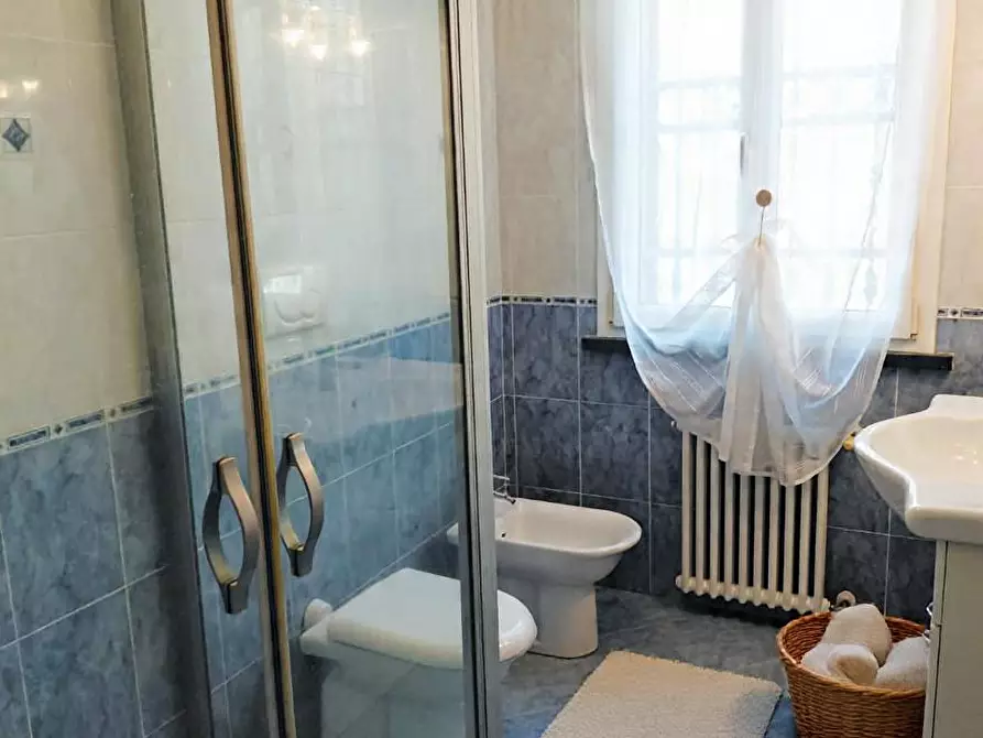 Immagine 22 di Casa bifamiliare in vendita  a Cascina