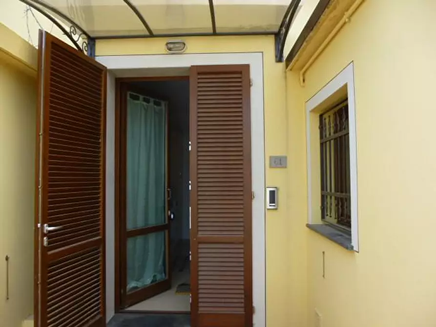 Immagine 67 di Casa bifamiliare in vendita  a Cascina