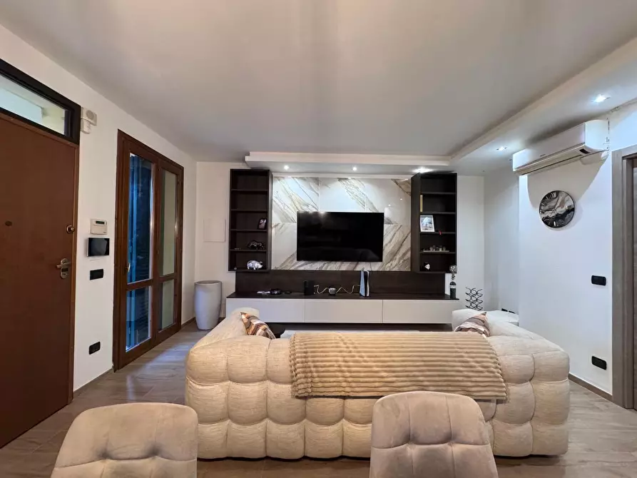 Immagine 21 di Appartamento in vendita  a Cerreto Guidi