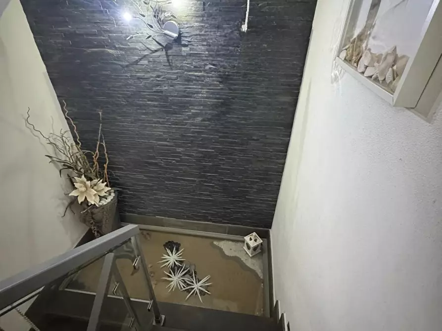 Immagine 6 di Villetta a schiera in vendita  a Vecchiano