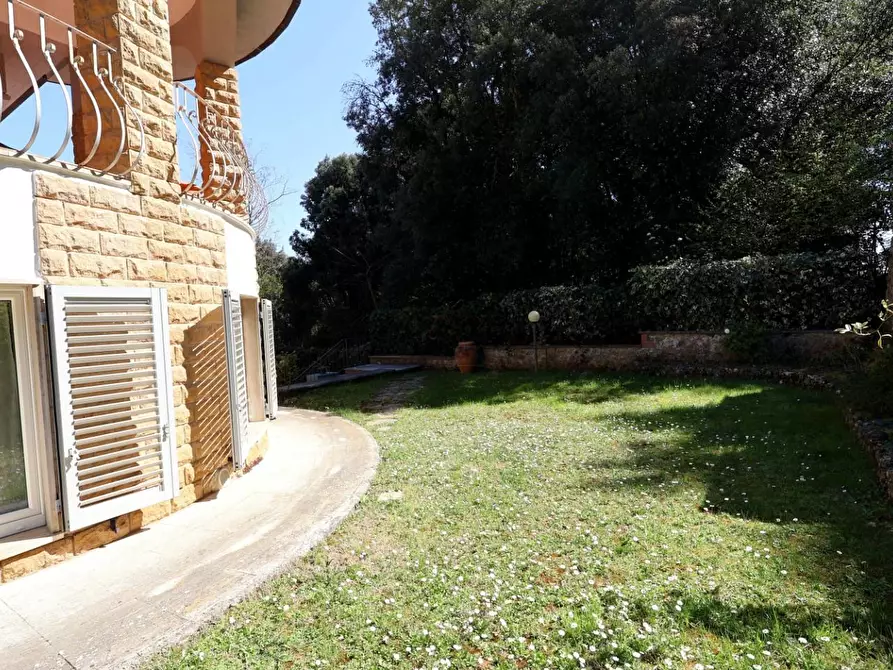 Immagine 6 di Appartamento in vendita  a Monteriggioni