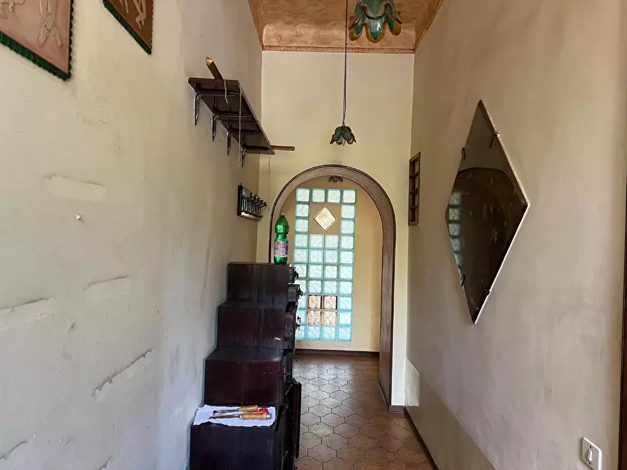 Immagine 9 di Appartamento in vendita  a Massa