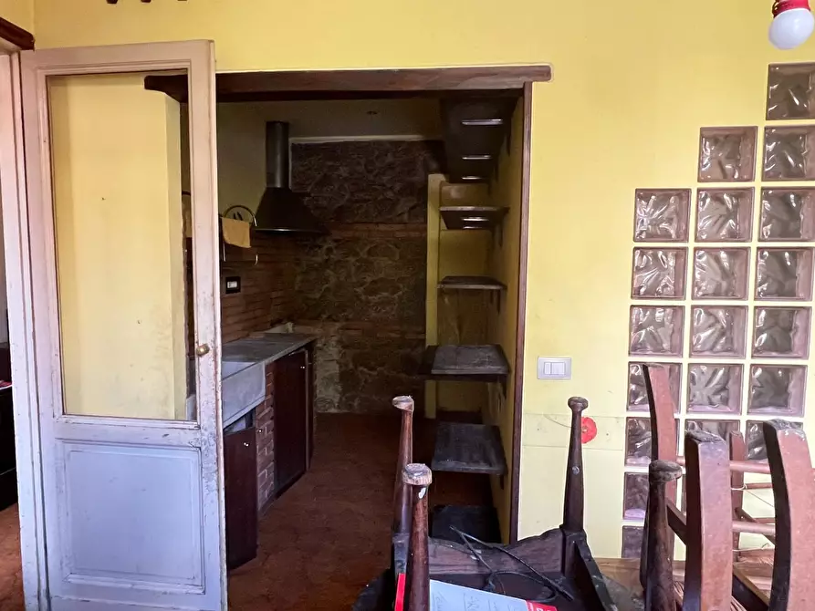 Immagine 7 di Appartamento in vendita  a Massa