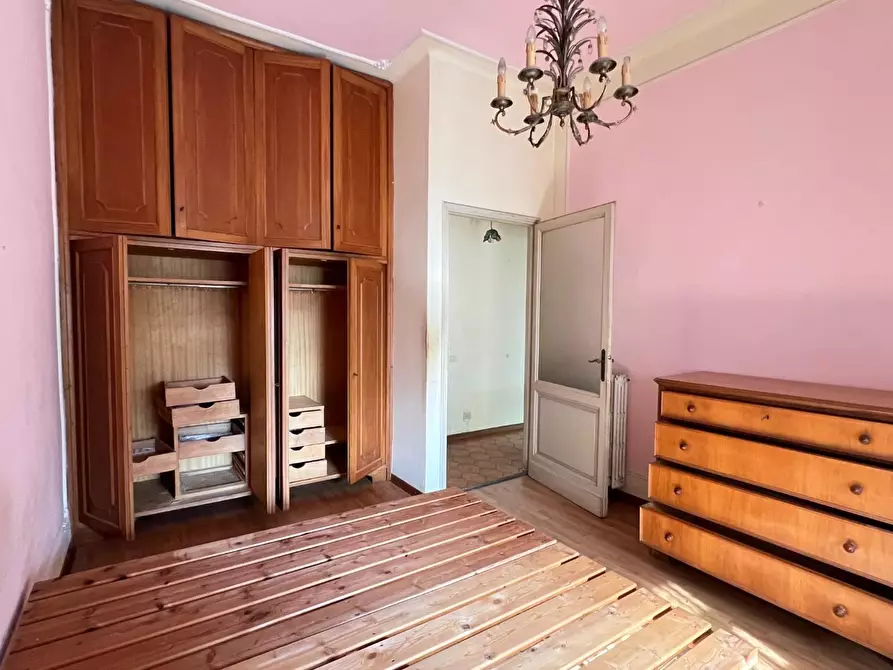 Immagine 12 di Appartamento in vendita  a Massa